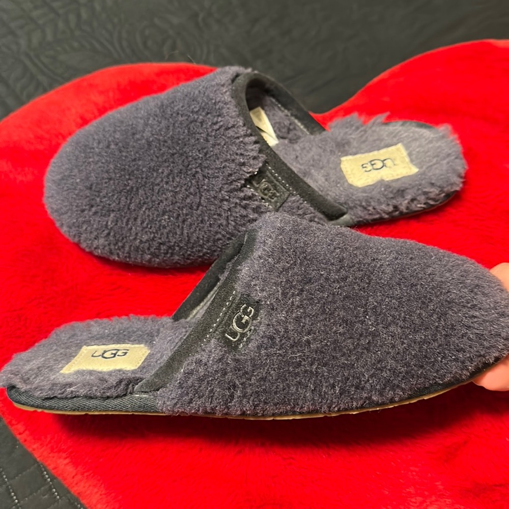 Ugg zise 8